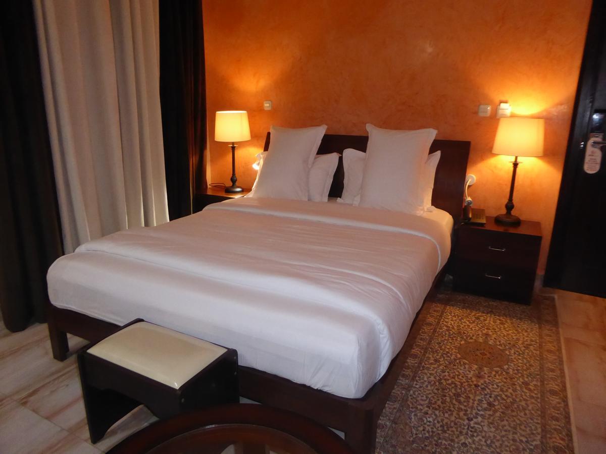 Safyad Hotel Яунде Екстер'єр фото