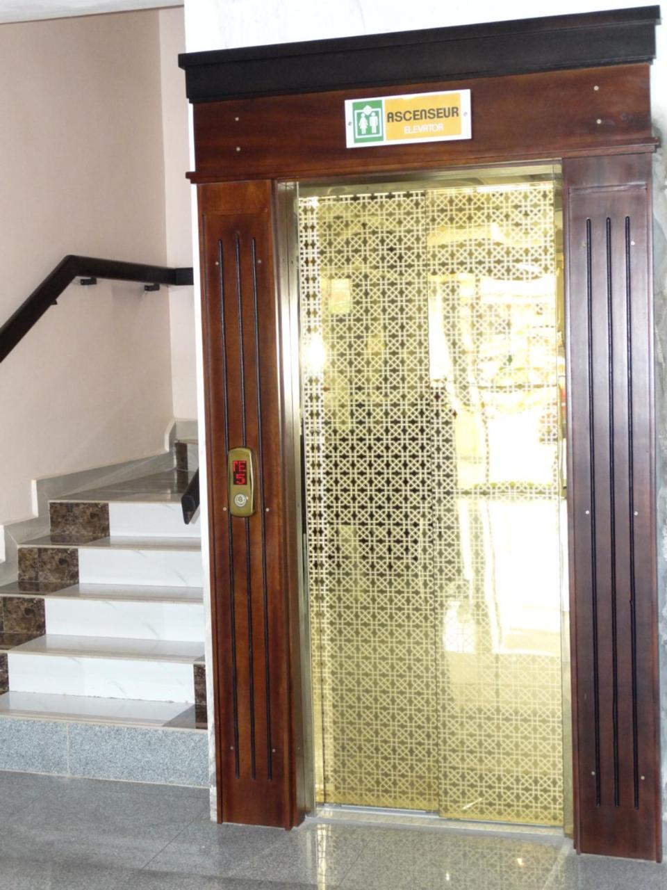 Safyad Hotel Яунде Екстер'єр фото